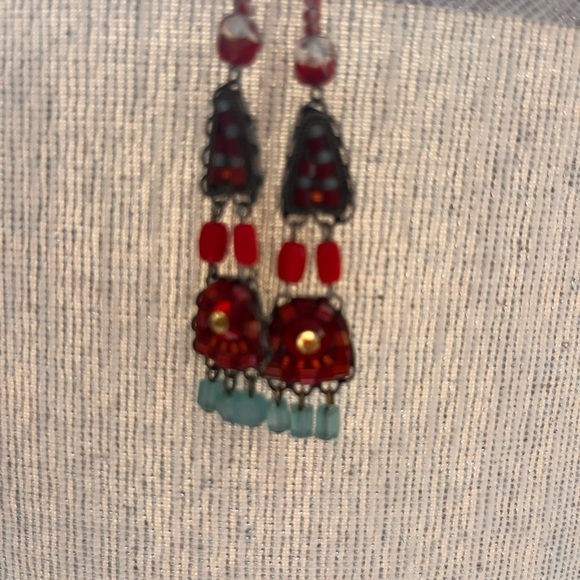 Elegant Red and Blue Beaded Earrings - Picture 4 of 7